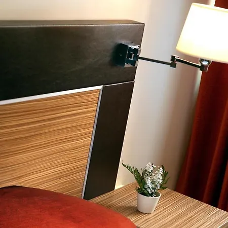 Adriana Hotel 4*