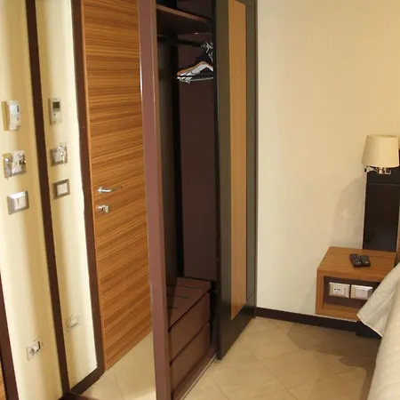 Hotel Adriana