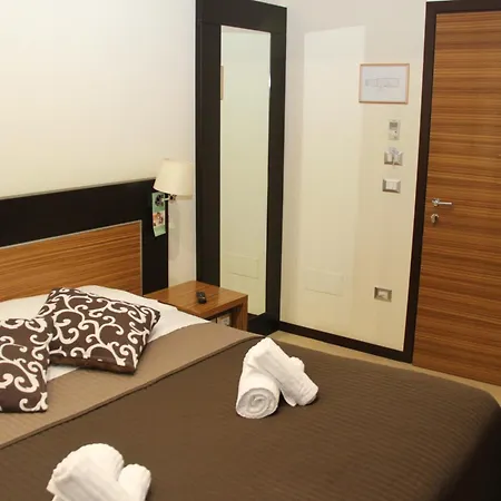 Hotel Adriana 4*