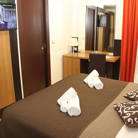 Adriana Szálloda 4*